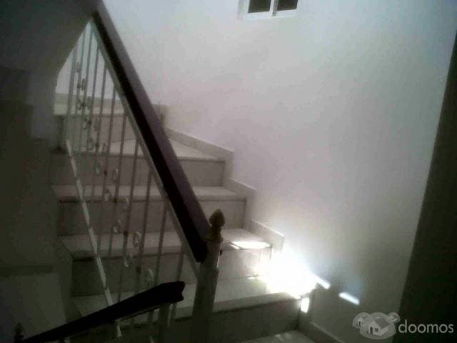 vendo casa de dos pisos — foto 1