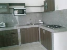 Vendo casa rentera en Urdesa central para Inversionistas con 7 viviendas