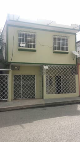 SE VENDE CASA EN ROSALES II GUAYAQUIL