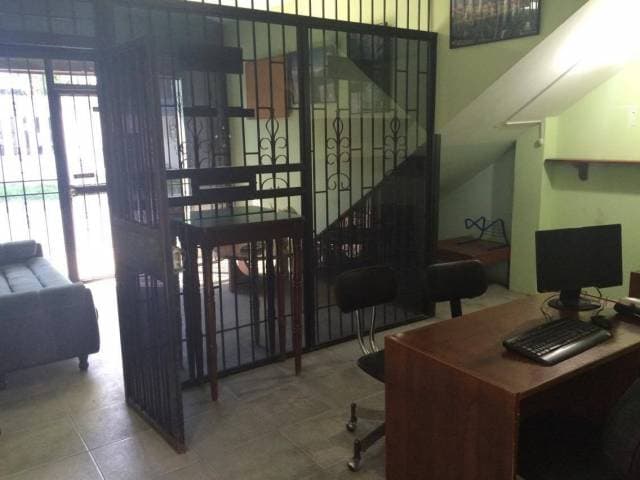 Alquilo oficina completamente amoblada — foto 3