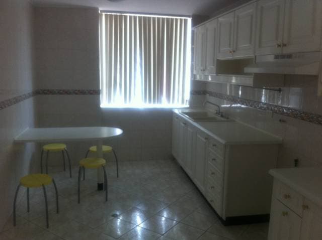 RENTO DEPARTAMENTO 3 DORMITORIOS SIN MUEBLES — foto 2