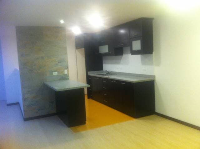 (CENTRICO) RENTO HERMOSO DEPARTAMENTO A ESTRENAR — foto 2