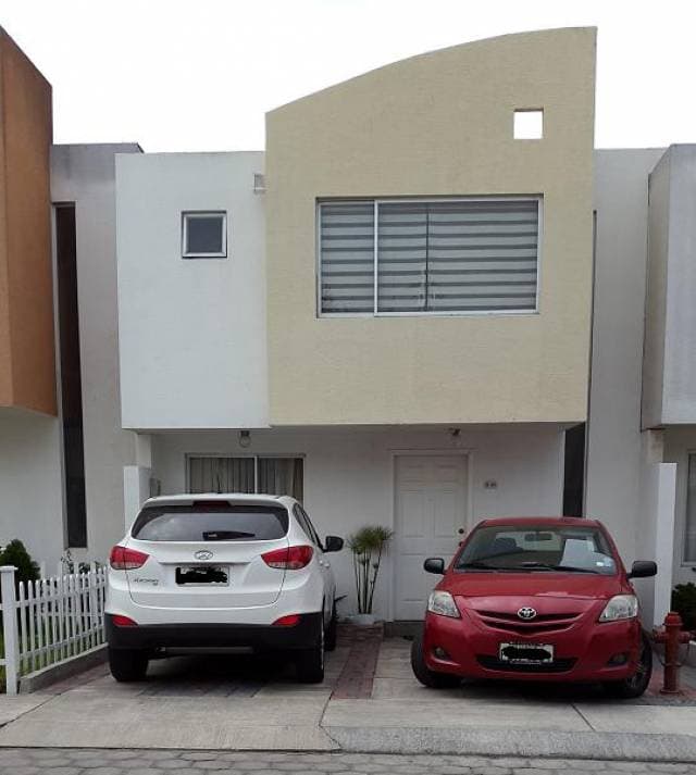 Casa en  venta Calderon — foto 1