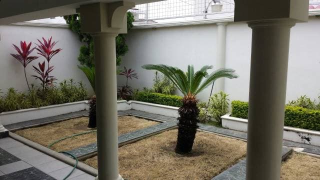 VENDO HERMOSA CASA EN EL CENTENARIO — foto 4