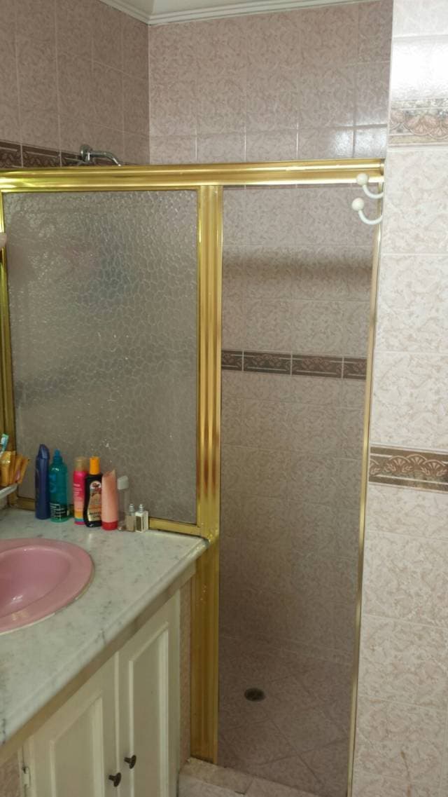VENDO HERMOSA CASA EN EL CENTENARIO — foto 6
