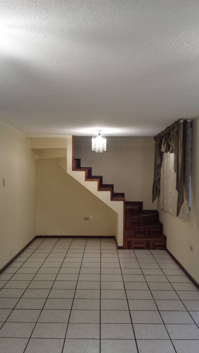 VENDO CASA DE DOS PISOS EN CONJUNTO LAS PEÑAS — foto 3