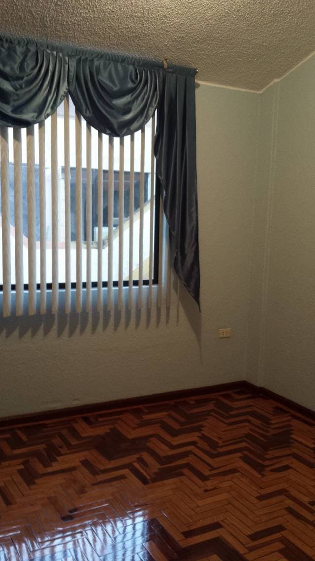 VENDO CASA DE DOS PISOS EN CONJUNTO LAS PEÑAS — foto 6