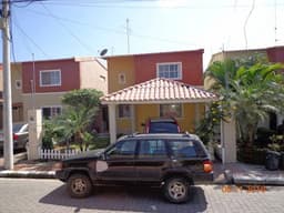 VENDO VILLA GUAYAQUIL VIA LA COSTA URBANIZACION VALLE ALTO VENDO VILLA