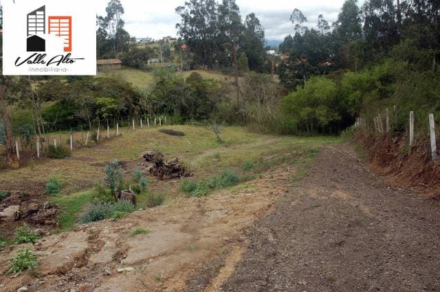 TERRENO AMPLIO Y FUNCIONAL EN CHALLUABAMBA — foto 2