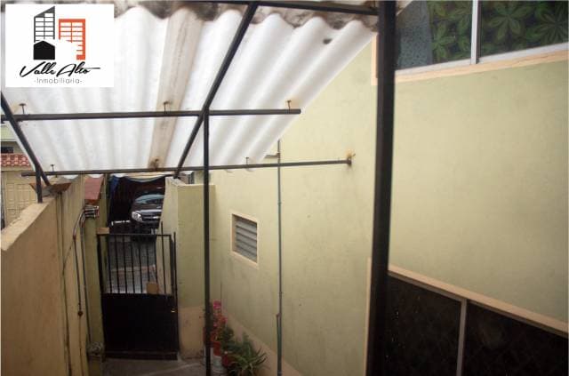 AMPLIA Y FUNCIONAL CASA RENTERA POR LA FERIA LIBRE — foto 6