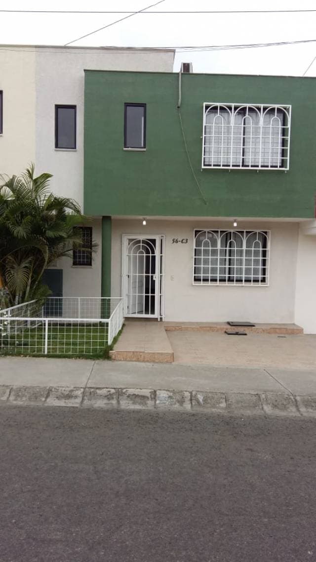 Casa Amoblada, Urb. San Mateo - La Campiña 3 dormitorios 2 ½ baños — foto 1