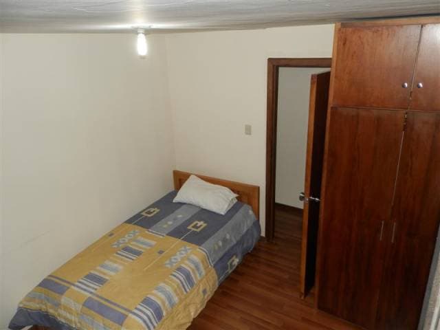 Fully Furnished Room for Rent in Downtown Quito — foto 3