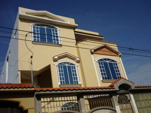 SE ALQUILA DEPARTAMENTO SECTOR NORTE DE MACHALA — foto 1