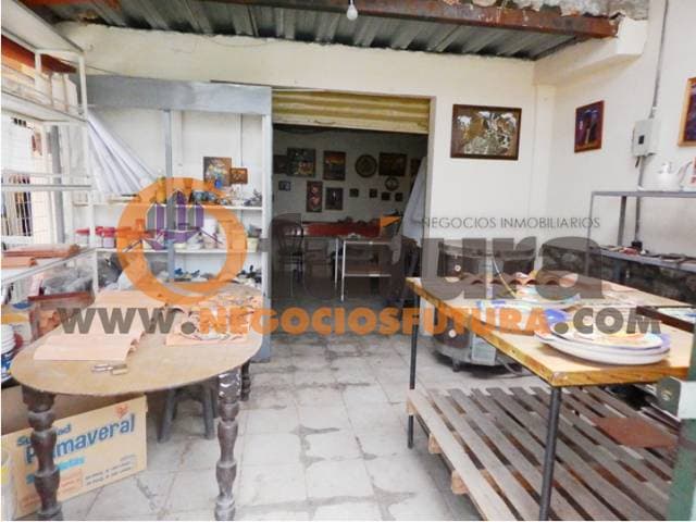 CASA COMERCIAL SECTOR “REMIGIO CRESPO” $ 120.000 — foto 2