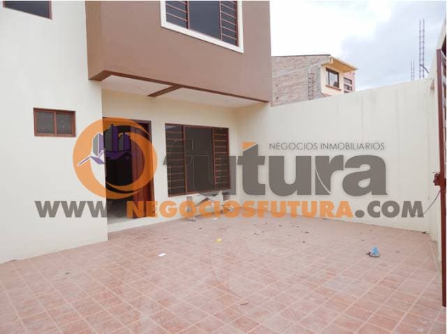 COMODA CASA SECTOR JARDINES DE SAN JOAQUIN $ 120.000 — foto 3