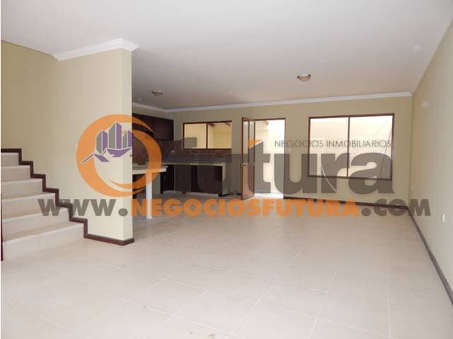 COMODA CASA SECTOR JARDINES DE SAN JOAQUIN $ 120.000 — foto 4