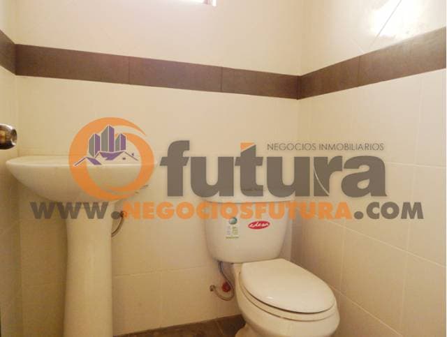 COMODA CASA SECTOR JARDINES DE SAN JOAQUIN $ 120.000 — foto 7
