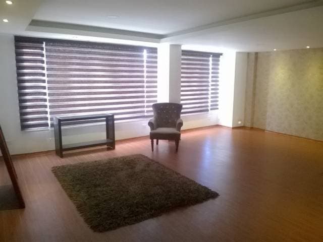 HERMOSO DEPARTAMENTO DE DOS DORMITORIOS EN PONCIANO ALTO — foto 2