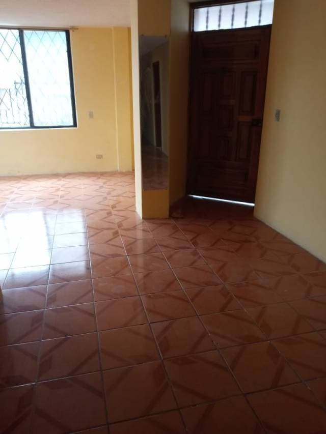 DEPARTAMENTO CON INTERNET E IMBACABLE