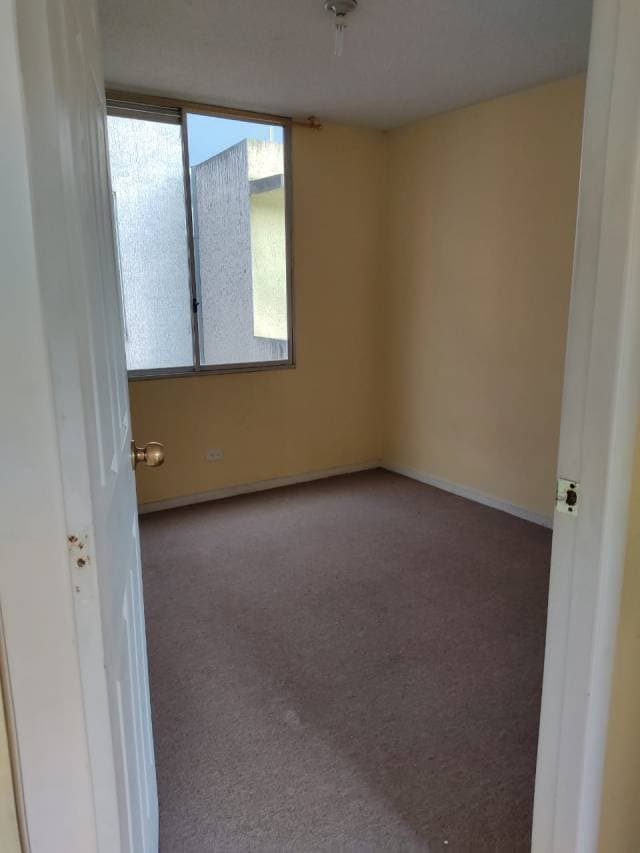 VENDO DEPARTAMENTO SECTOR LA BRETAÑA AL SUR DE QUITO — foto 6