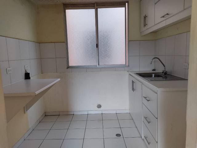 VENDO DEPARTAMENTO SECTOR LA BRETAÑA AL SUR DE QUITO — foto 8