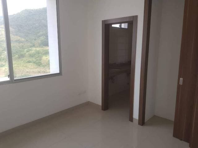 DEPARTAMENTO DE 3 DORMITORIOS EN BOSQUES DE LOS CEIBOS — foto 13