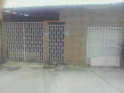 De oportunidad venta de casa con local comercial