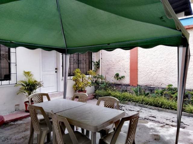 Casa dos plantas Mariana de Jesús incluye 2 minidepartamentos — foto 2