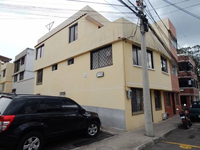 Casa en conocoto — foto 1