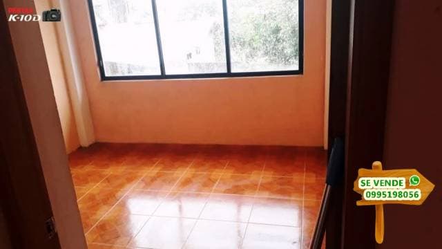 CASA RENTERA CON AMPLIO PATIO / EN PUYO — foto 4