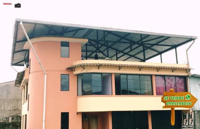 CASA RENTERA CON AMPLIO PATIO / EN PUYO — foto 5
