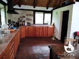 EN VENTA CASA EN AYORA 207m2C Y 2020M2T CAYAMBE - ECUADOR