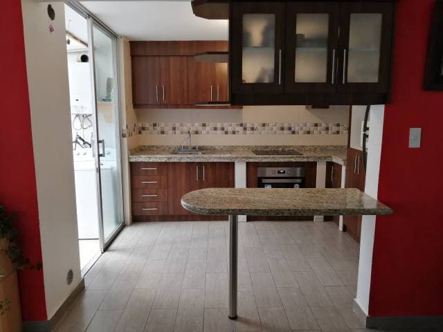De Oportunidad, Vendo Casa en Paseos del Pichincha — foto 4