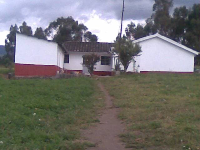 HERMOSA PROPIEDAD DE CAMPO CERCA DE MACHACHI — foto 1
