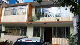 OPORTUNIDAD DE CASA EN QUITO ALREDEDOR CLINICA PICHICNCHA