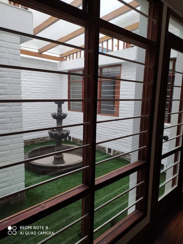Casa con Terreno uso multiple en centro de la ciudad — foto 3