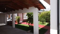 CASA EN VENTA URB.LA COLINA FRENTE ESPE