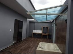 CASAS LUJO SISMO-RESISTENTES .135M2/300M2. ASFALTADA NUEVO QUININDÉ, TRASERA PJ.