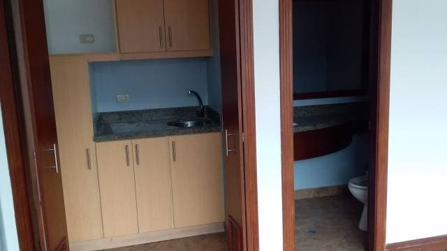 ARRIENDO OFICINA — foto 6