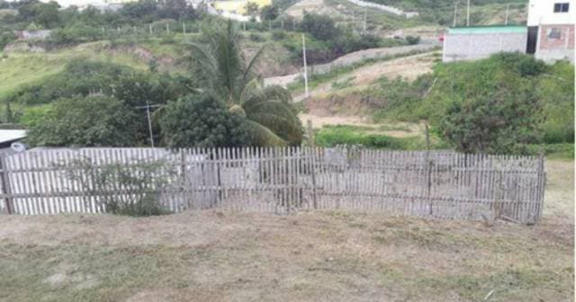 TERRENO ESQUINERO CON 03 FRENTES — foto 4