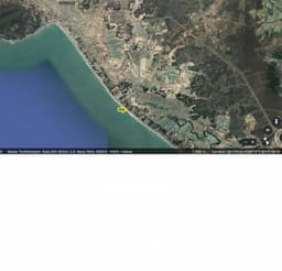 Vendo Hermosa Casa de 2 pisos en via Data km 5.5 al pie del mar (PLAYAS)