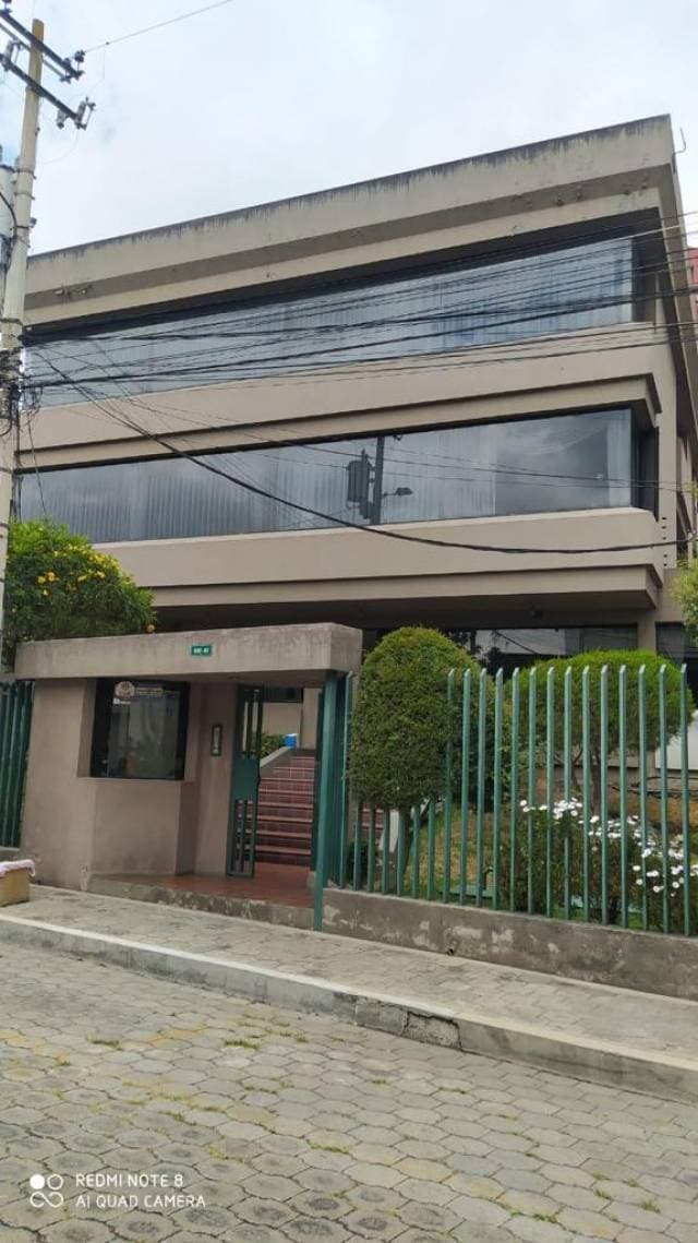 DEPARTAMENTO DIAGONAL A LA UNIVERDAD DE LAS AMERICAS, QUITO — foto 7