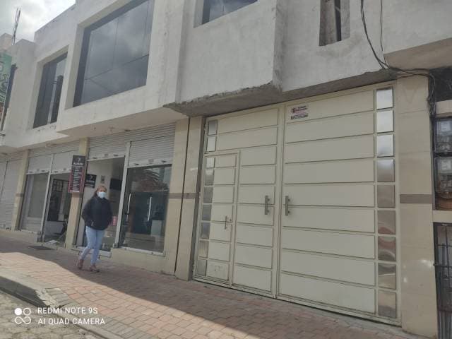VENTA DE PROPIEDAD EN ATUNTAQUI — foto 3
