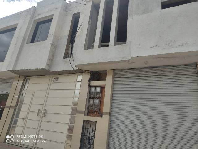 VENTA DE PROPIEDAD EN ATUNTAQUI — foto 4