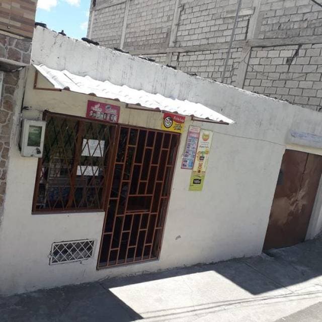 De Oportunidad Vendo Casa en La Ecuatoriana!! — foto 2