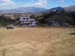 Oportunidad por viaje vendo Terreno de 7300m2 via al nuevo aereopuerto bien ubicado.