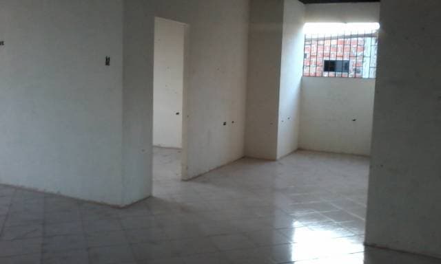 ALQUILO CASA DE DOS PISOS MAS AREA DE PATIO LIBRE — foto 4