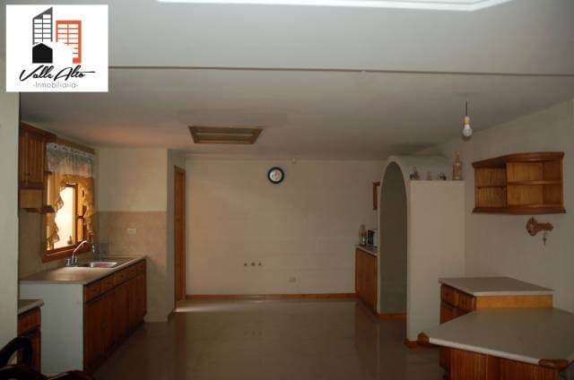 CASA AMPLIA Y FUNCIONAL EN LAS PENCAS. — foto 3