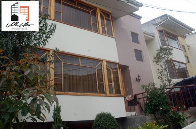 CASA AMPLIA Y FUNCIONAL EN LAS PENCAS. — foto 14