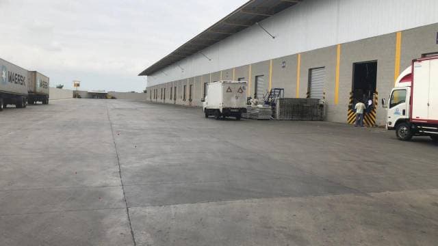 DURAN Se alquilan naves industriales 4300 m2 — foto 4